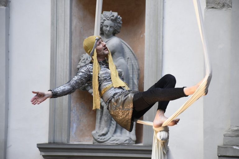Die deutsche Theaterfirma brachte die Nibelungensage zurück nach Hohenems und Christoph Bochdansky ließ es schaurig angehen. homunculs/boeckle