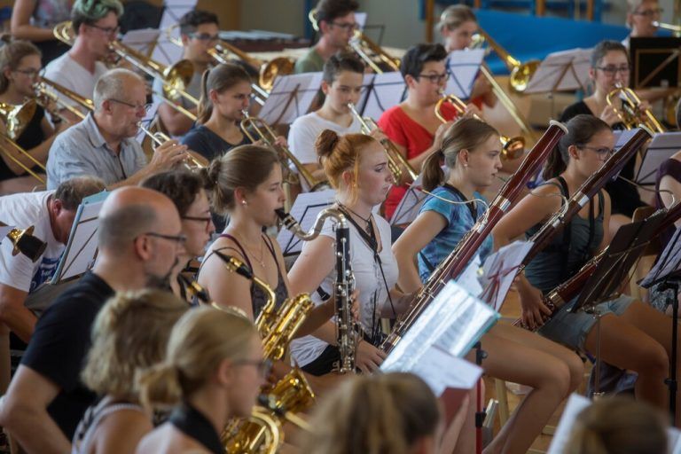 Im Rahmen der Bregenzer Festspiele soll wieder ein Blasmusikcamp stattfinden, bei dem Musiker aus der Region mit Mitgliedern der Wiener Symphoniker zusammenarbeiten. VN/RP