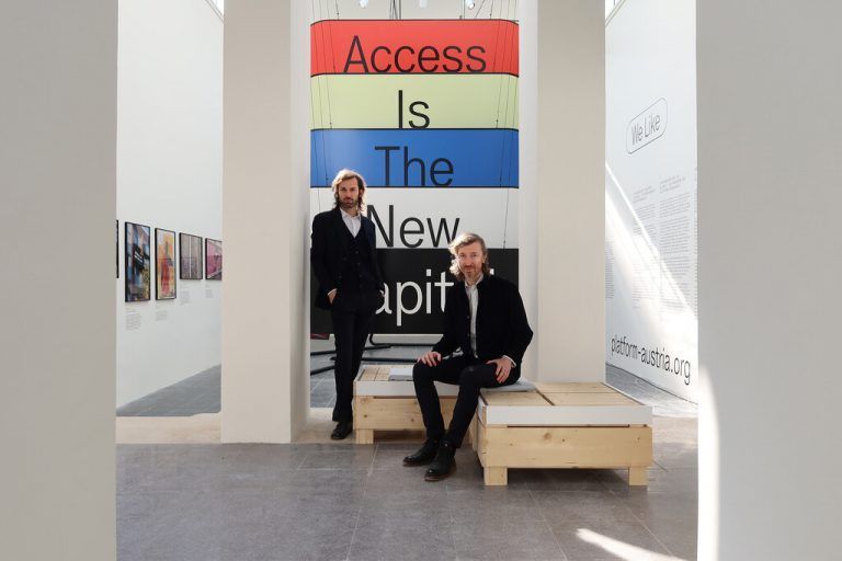 Kuratoren Peter Mörtenböck und Helge Mooshammer im Austria-Pavillon auf der Biennale Venedig. APA/Carmeni