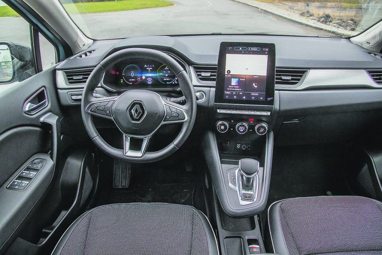 Modernes Digital-Cockpit: über der Mittelkonsole thront ein 9,3-Zoll-Touchscreen.