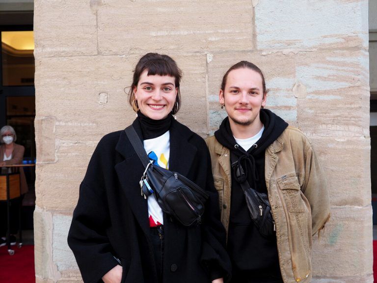 Schauspielerpaar Gesa Schermuly und Joshua Walton.