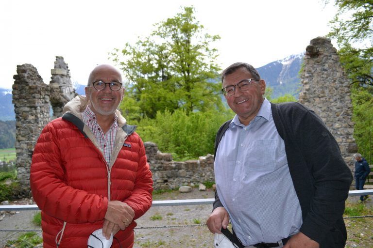 Thomas Bitsche und Bürgermeister Willi Müller.