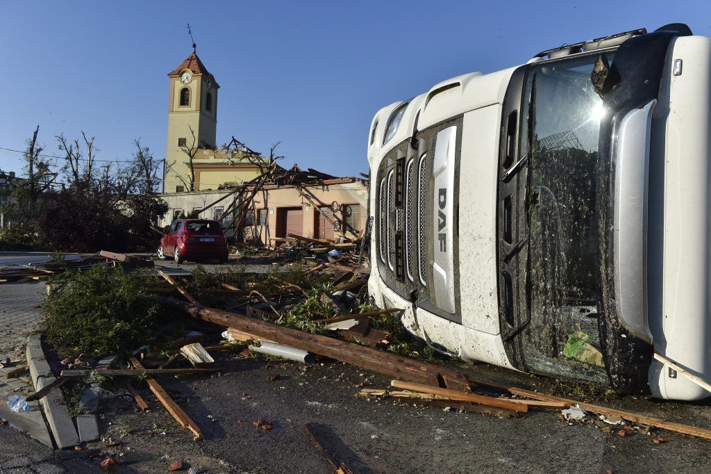 Tote und zahlreiche Verletzte nach Tornado in Tschechien