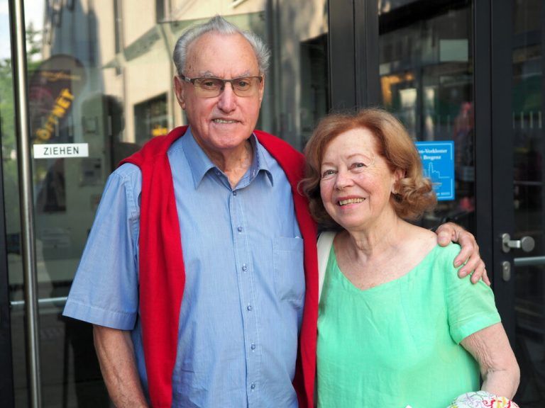 Auch Robert Pöder und Irmtraud Bernhard genossen den Abend.