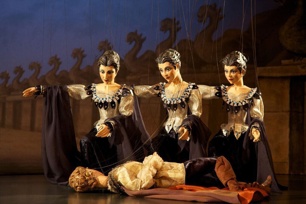 Vorhang auf in der Marionettenoper