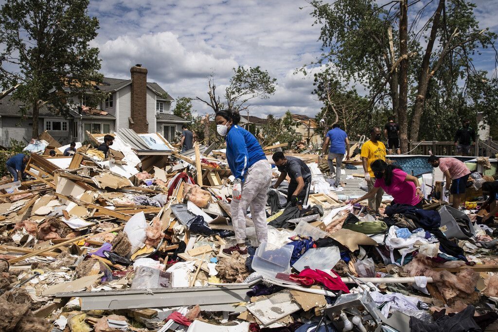 Tornado zerstört Vorstadt von Chicago