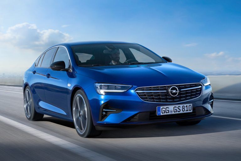 Die aktuelle Opel Insignia-Generation hat nahtlos an den Erfolg des Vorgängers angeknüpft. Die Limousine heißt Grand Sport, der Kombi Sports Tourer.