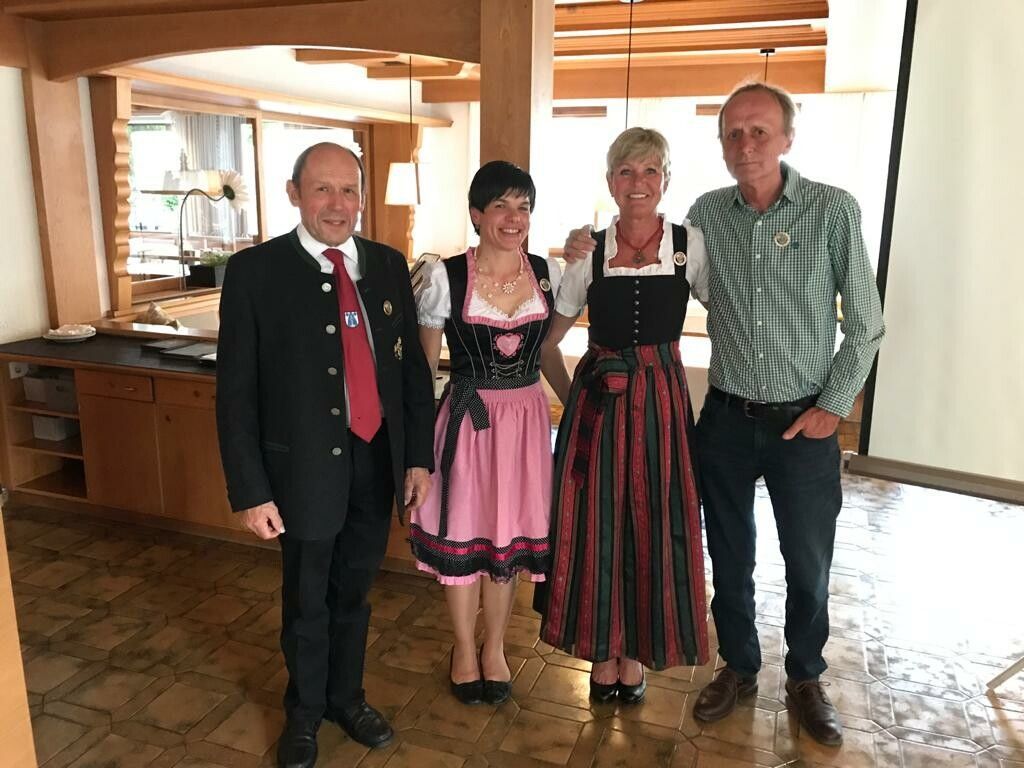 Eingesendet. Vereinsnachrichten aus dem Bezirk