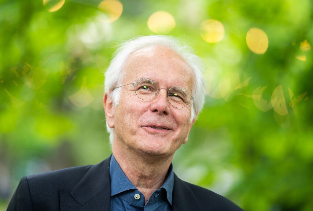 Schmidt klärt digital auf