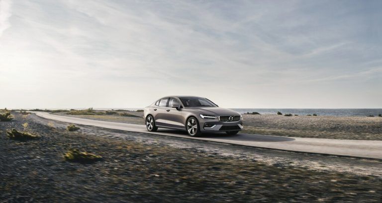 Für die Neuaufstellung des S60 – 2018 – hatte Volvo Dieselantriebe von vorneherein ausgeschlossen. Es gibt Mildhybrid-Benziner und Plug-In-Hybride.