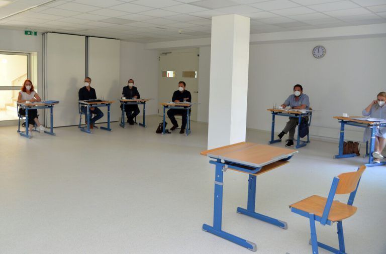 Insgesamt 264 Bewerber gab es, die sich der Aufnahmeprüfung um einen Studienplatz für das Schuljahr 2021/22 stellten. 100 Plätze wurden vergeben.