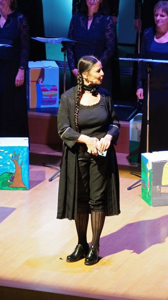 Katharina Ritter steuerte Sagen, Mythen und Märchen bei.