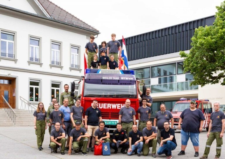 Vergangene Woche wurde der alte Tanklöscher von der Feuerwehr Weiler an die Kollegen aus Cetingrad übergeben. <span class="copyright">Mäser</span>