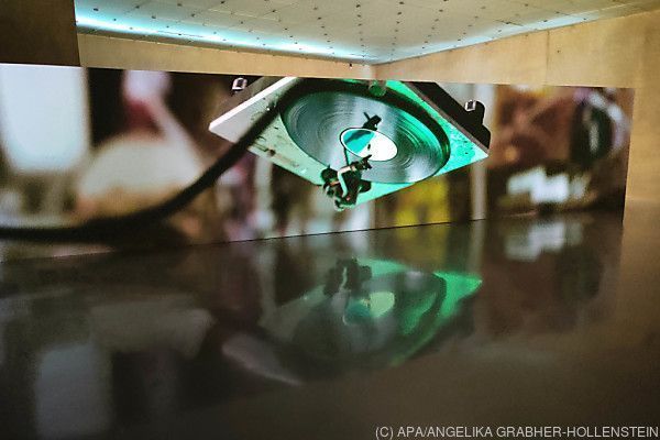 Anri Sala macht Kunsthaus Bregenz zum Instrument