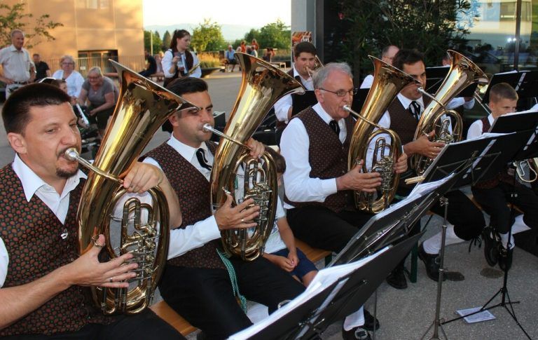 Der Musikverein Lochau lädt am Sonntag zum kleinen Lochauer Dorffest 2021 in den Schulhof ein. vn/BMS