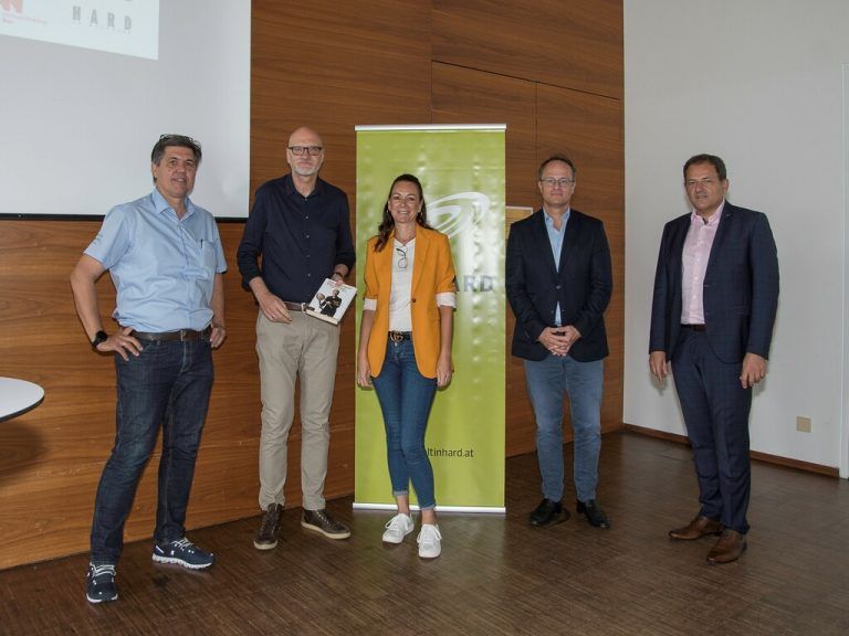 Der WIGE-Vorstand: Günther Kolb, Markus Dietrich, Petra Wolfgang, Referent Prof. Markus Hengstschläger und Stephan Schrott.Wige HArd