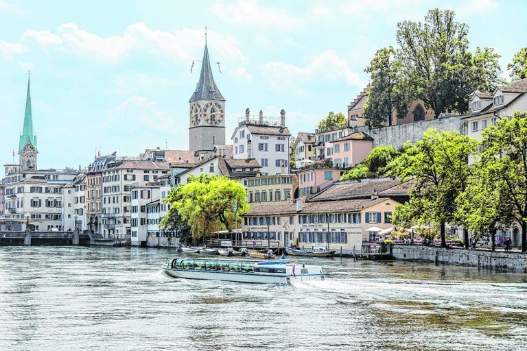 Die Limmatboote sind mit der Zürich Card kostenlos.GAETAN BALLY/Zürich Tourismus