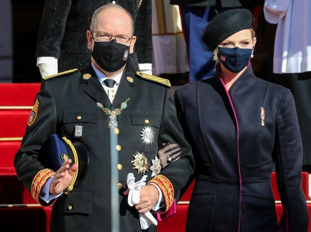 Nähende Fürstin