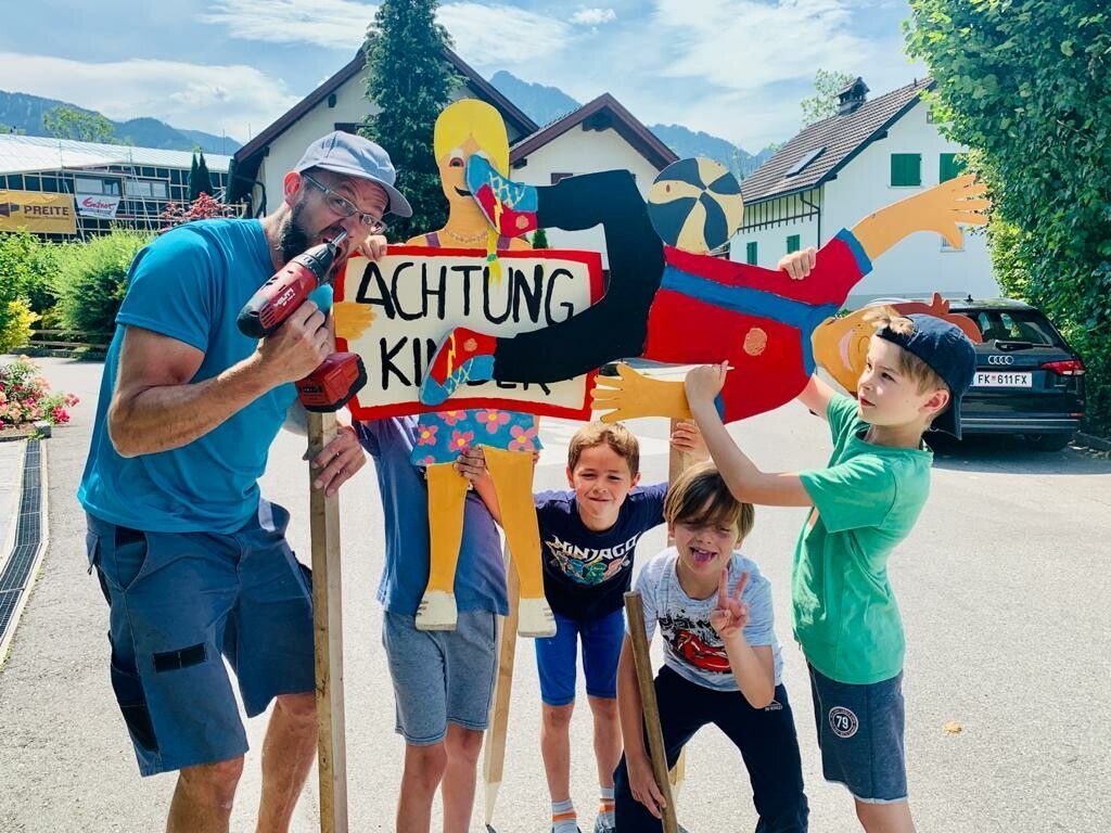Aufgepasst auf die Kinder