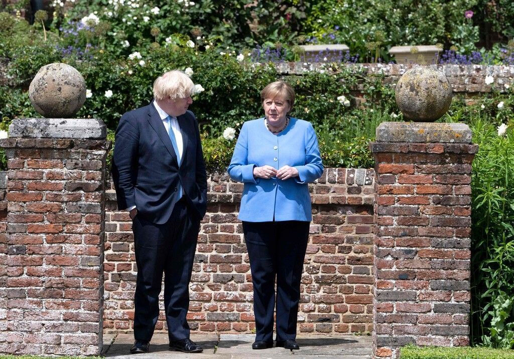 Politik in Kürze