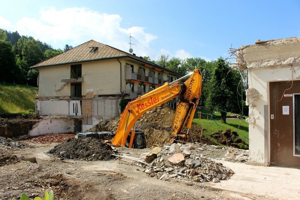 Jesuheim: Start für Neubau nach Abbruch