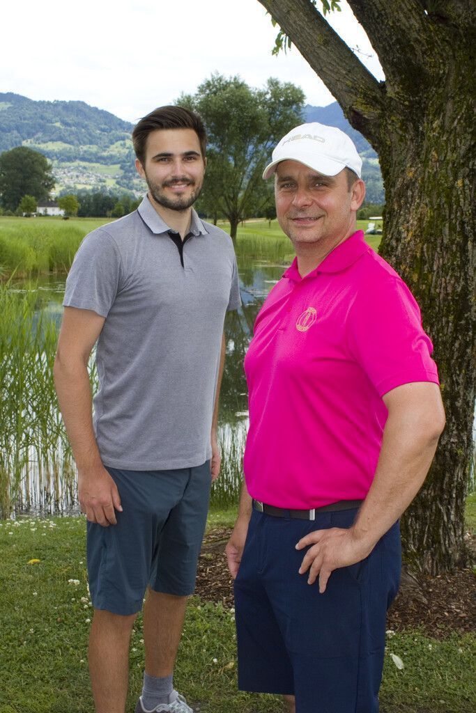 Golfturnier und jede Menge Wollknäuel