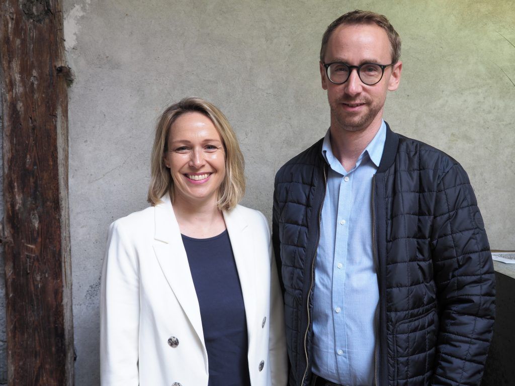 Besondere Kunst und edle Weine