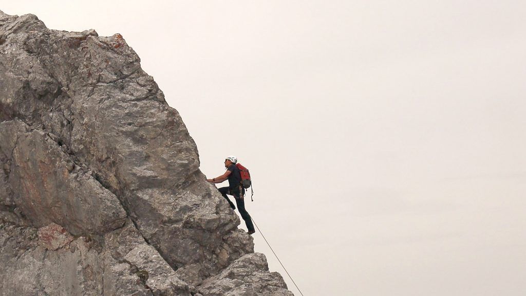 Alpinpolizei: Im Einsatz mit Kletterseil und Eispickel