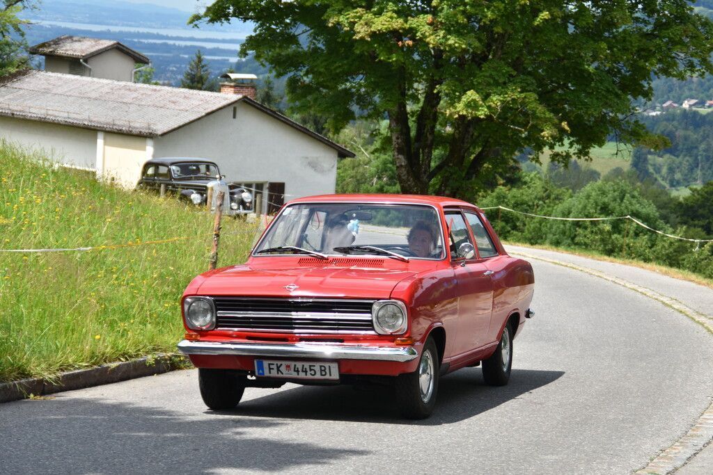 Oldtimer-Ausfahrt für den guten Zweck