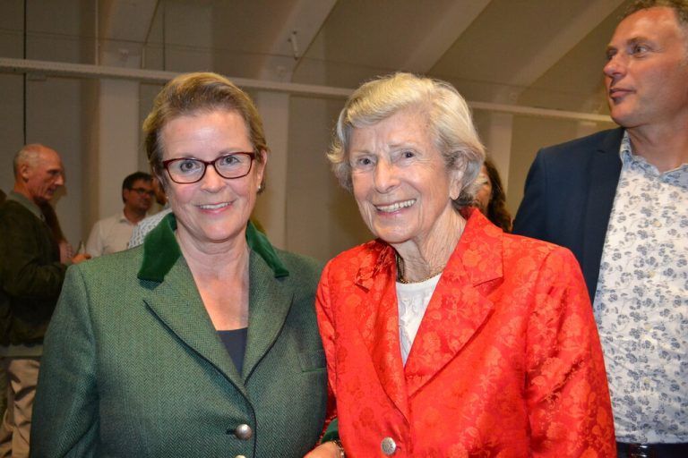 Barbara (l.) und Helga Schneider zeigten sich begeistert.