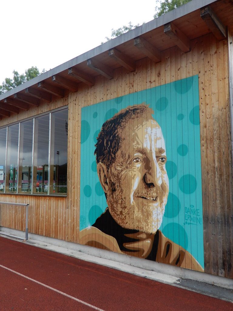 Graffiti-Denkmal für „Mr. Gymnaestrada“