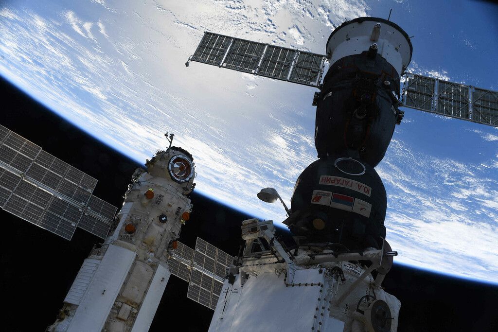 Nach anfänglicher Panne: Kosmonauten im neuen ISS-Labor