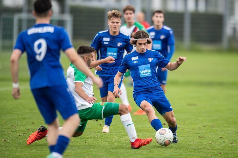 Die AKA Vorarlberg U-18 überraschte mit einem 3:1 -Sieg über Rapid Wien.vn-sams