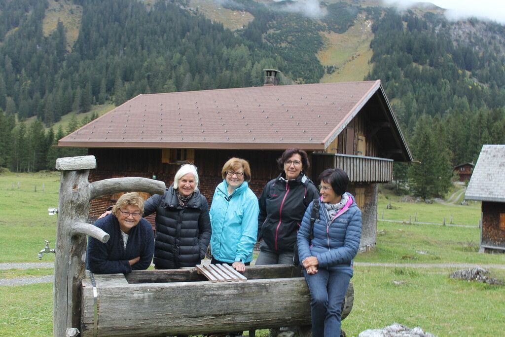 Lesung der „Blumenegger Mundartfrauen“ in Nenzing
