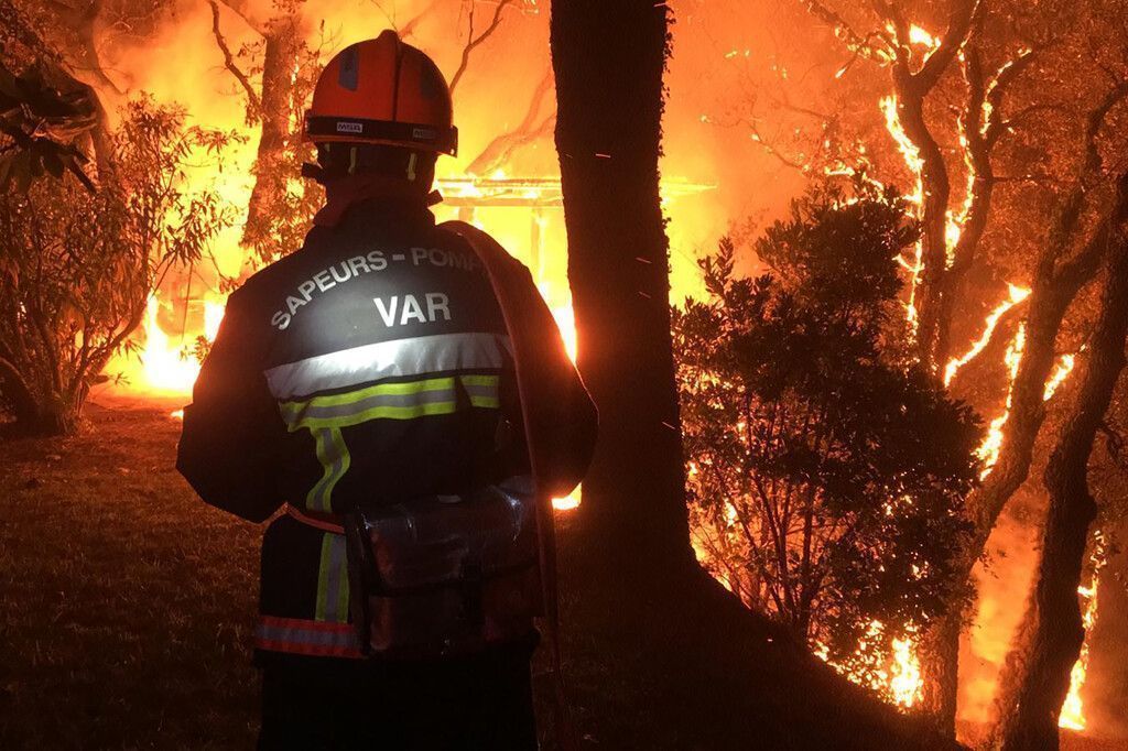 Tausende Menschen vor Waldbrand in Südfrankreich gerettet