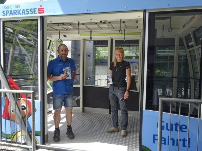 Die Karrenbahn-Mitarbeiter sind stolz auf die Auszeichnung. DSAG