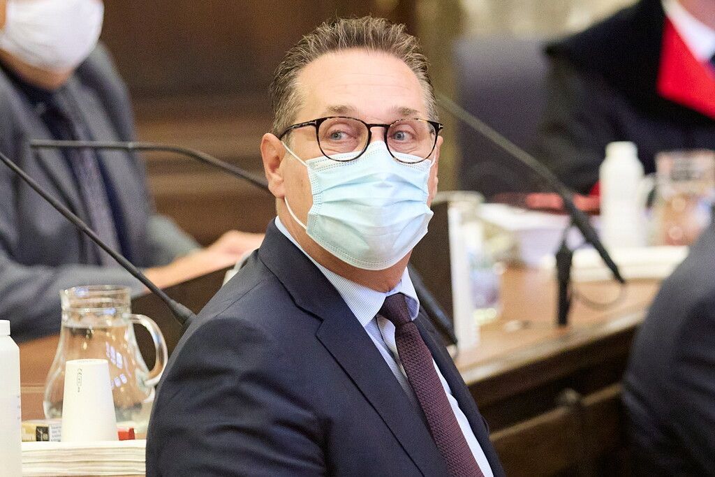 Strache beteuert  im Prozess erneut Unschuld