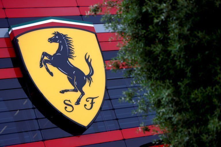 Mitglied der Scuderia Ferrari wollen heuer besonders viele Autofans sein. Reuters