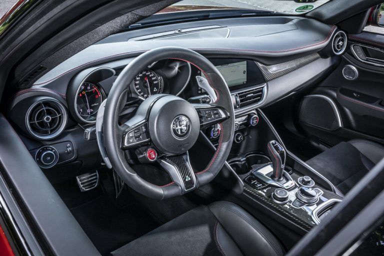 Nachgelegt wurde bei der Elektronik-Mitgift, erweitert ist das Offert an Digital- und Assistenz-Details.