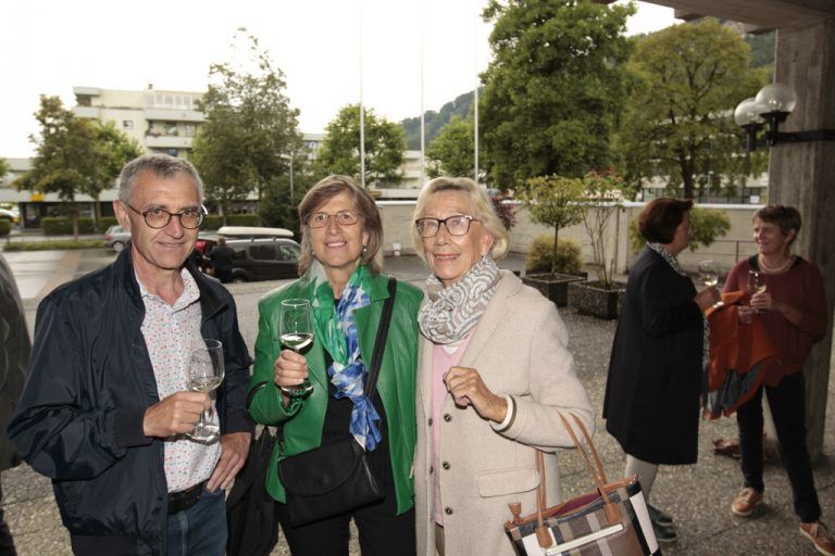 Wolfgang Bayer, Veronika Gsteu und Hannelore Nachbauer vor dem Konzert.