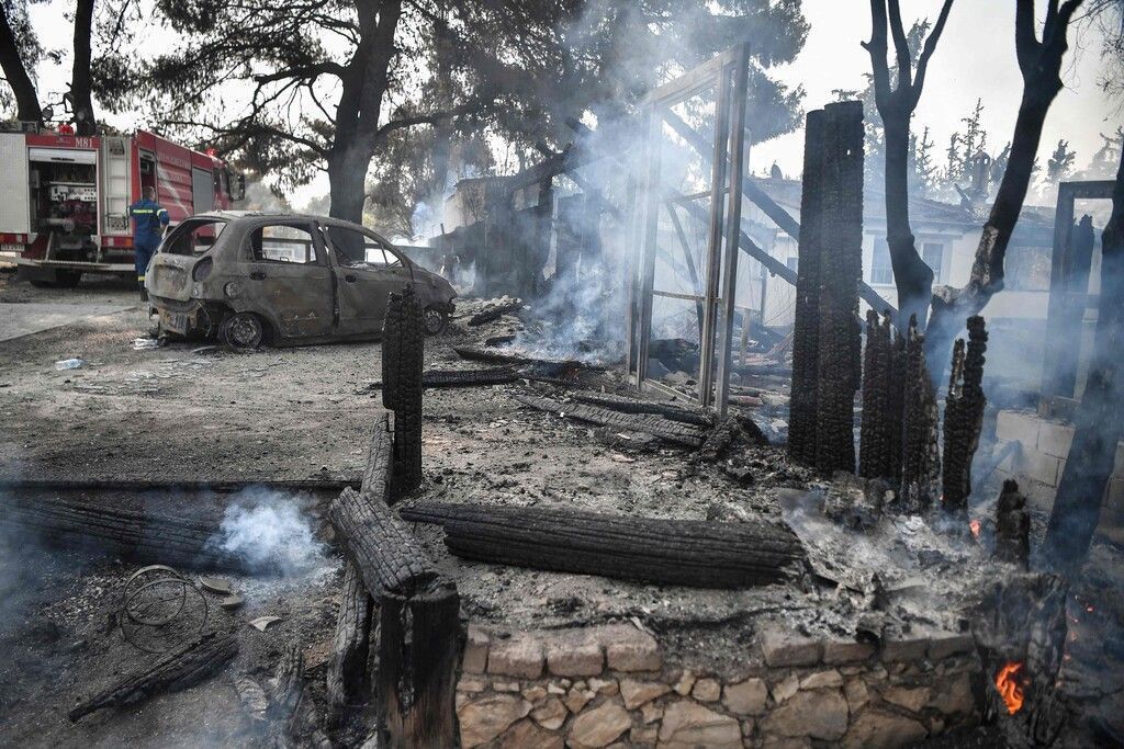 Kampf gegen verheerende Waldbrände dauert an