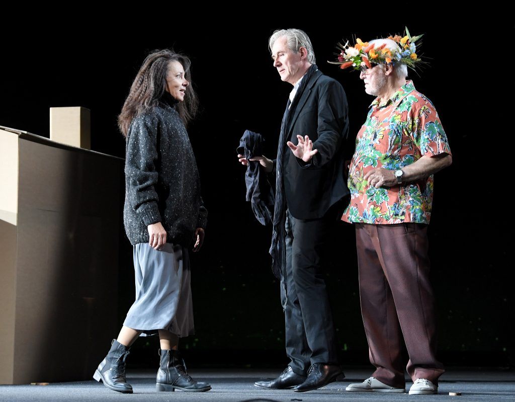 Theater in der Josefstadt bietet zum Saisonauftakt viel an. &#8220;Medea&#8221; bleibt allerdings fragwürdig.