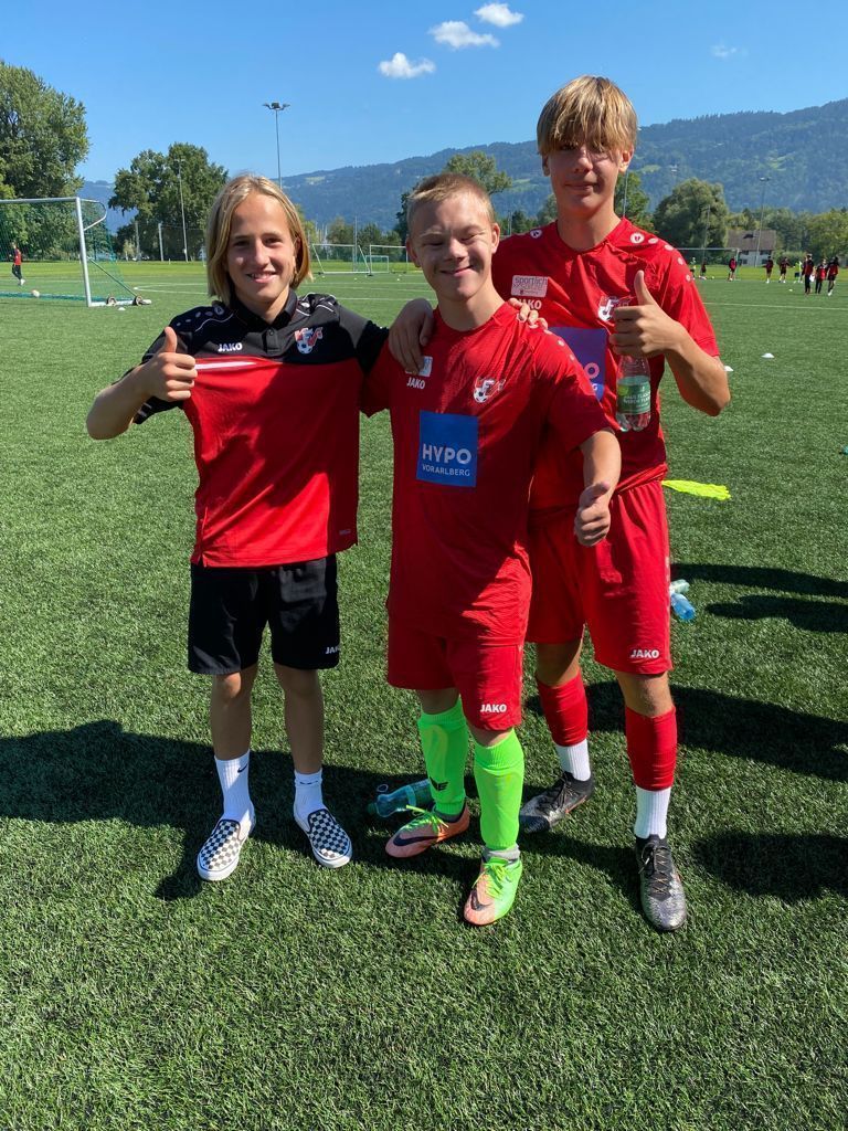 Ein besonderer Tag für Akademie- und Special-Needs-Team-Spieler