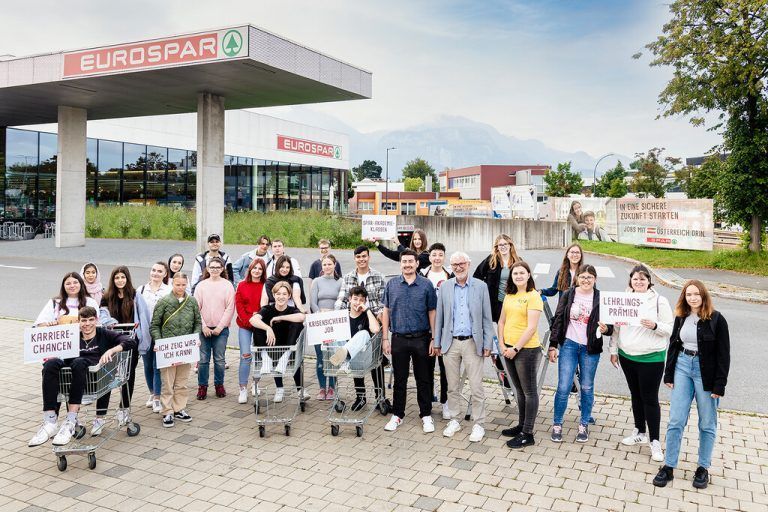 Bei Spar trafen sich 40 neue Lehrlinge zum Start. Den ganzen September werden noch Bewerbungen entgegengenommen. spar