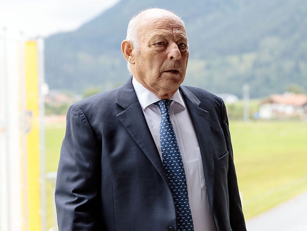 Politik in Kürze