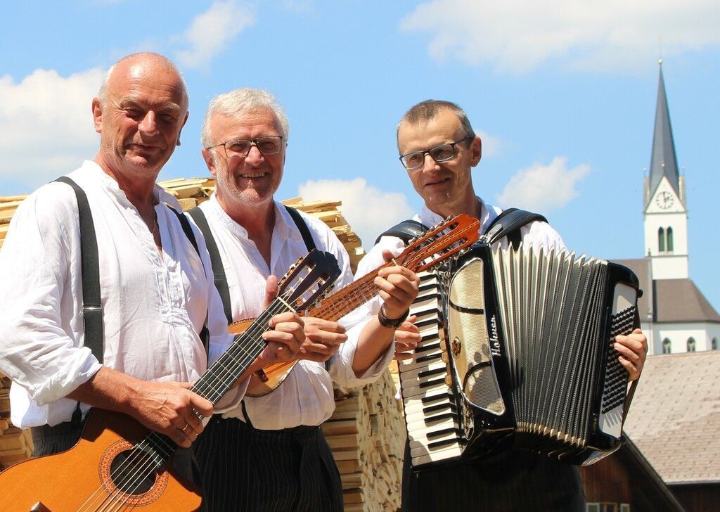 In Hanskaspas Enkeln leben Bahnteifl weiter