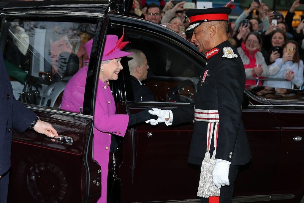 Nach Vorwürfen: Queen unterstützt „Black Lives Matter“-Bewegung
