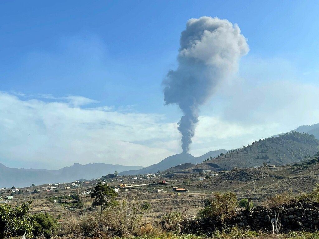 Vulkan auf La Palma nach kurzer Pause wieder zum Leben erwacht