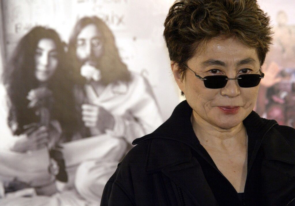 Niki de Saint Phalle und Yoko Ono