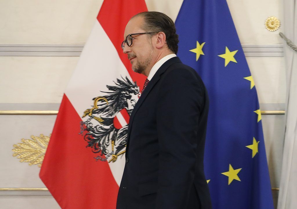 Schallenberg stellt sich als Kanzler dem Nationalrat vor